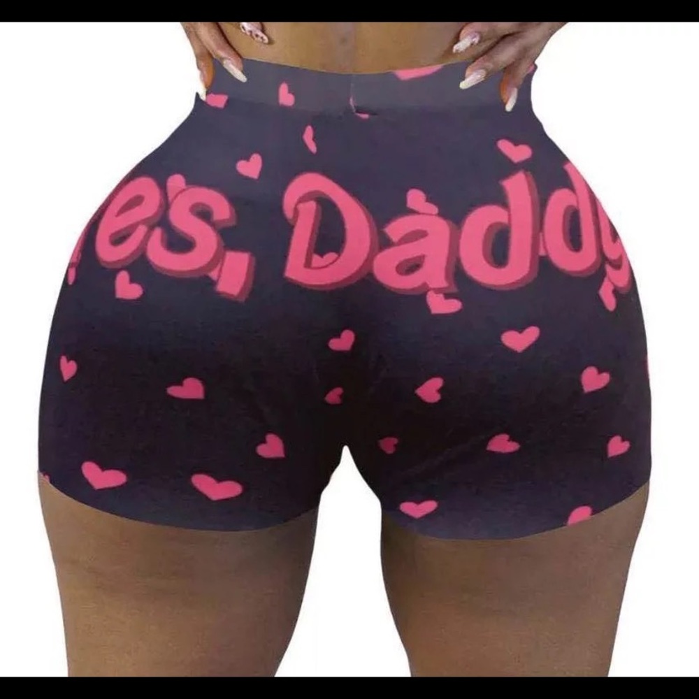 Women snack shorts